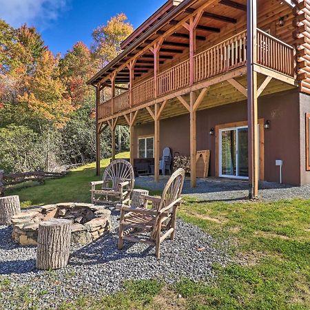 Hilltop Cabin On 5 Acres With Hot Tub And Waterfall! Bryson City Exteriör bild
