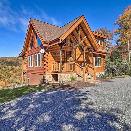 Hilltop Cabin On 5 Acres With Hot Tub And Waterfall! Bryson City Exteriör bild
