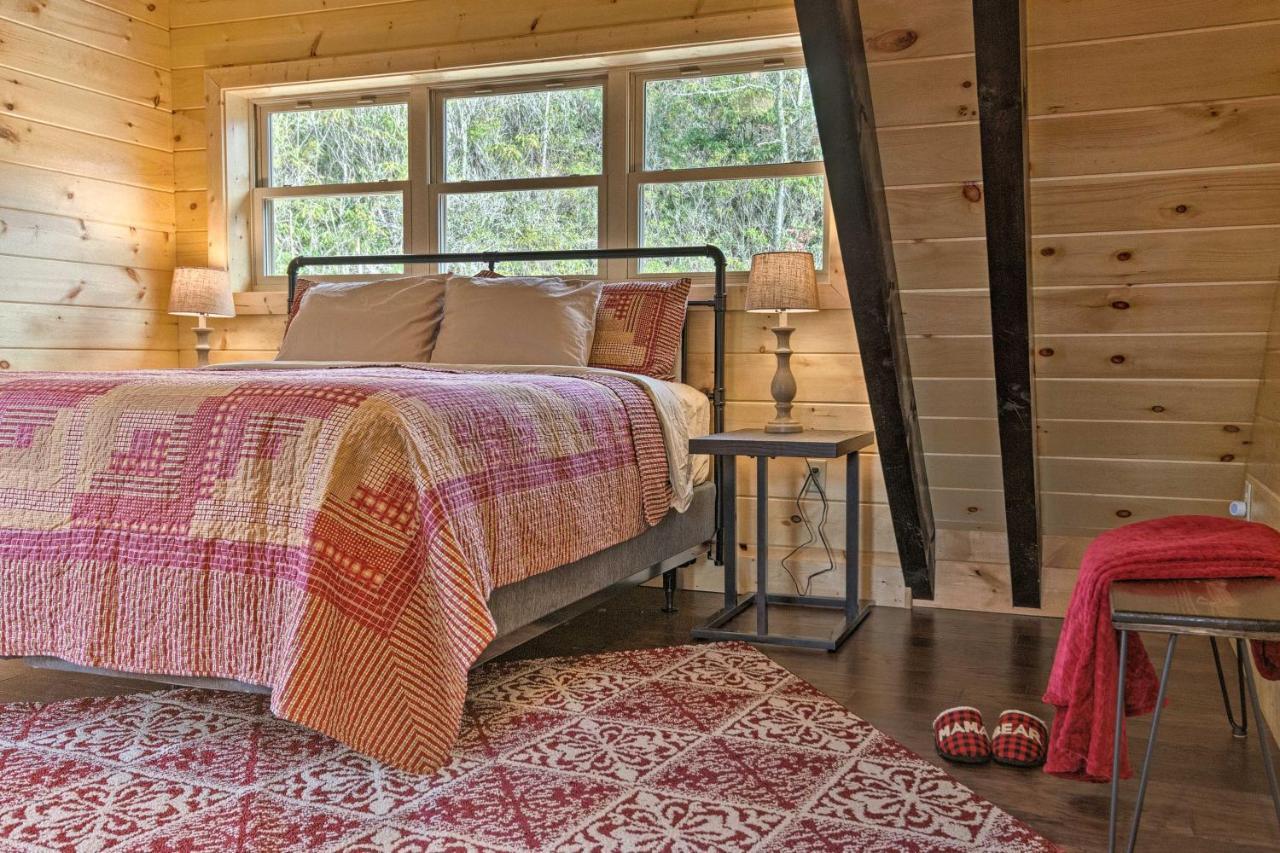 Hilltop Cabin On 5 Acres With Hot Tub And Waterfall! Bryson City Exteriör bild